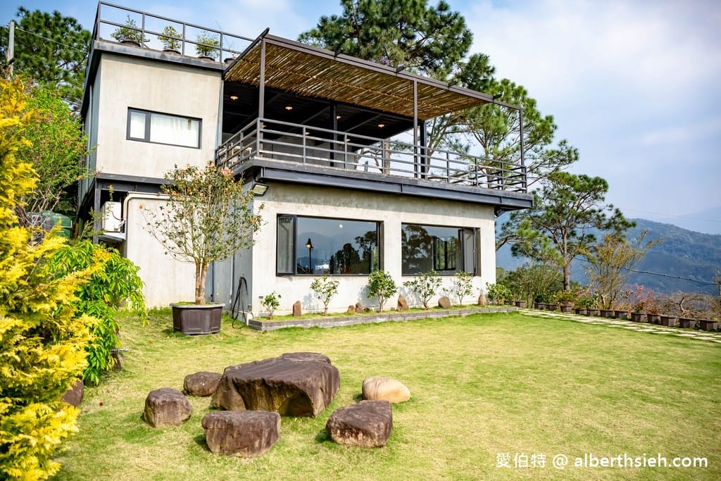 一山景觀咖啡｜桃園復興角板山景觀餐廳，視野寬闊居高臨下