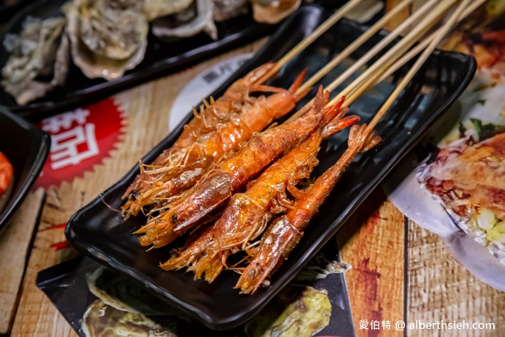 花現烤物胡椒魚海鮮燒烤桃園夜市｜無土味肉質鮮甜，胡椒魚必點