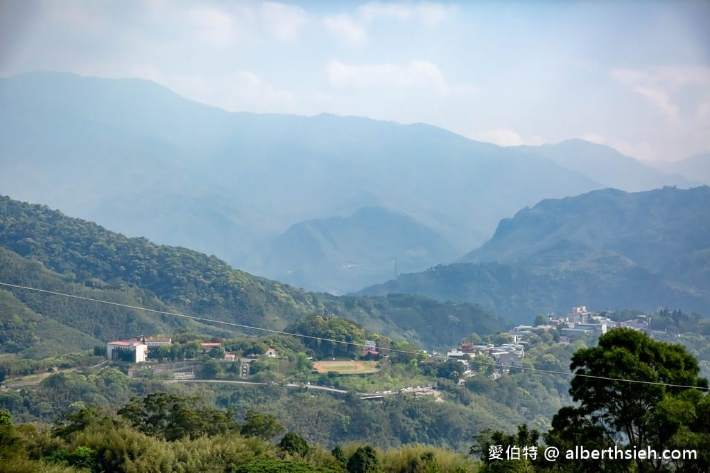 一山景觀咖啡｜桃園復興角板山景觀餐廳，視野寬闊居高臨下