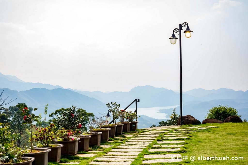 一山景觀咖啡｜桃園復興角板山景觀餐廳，視野寬闊居高臨下