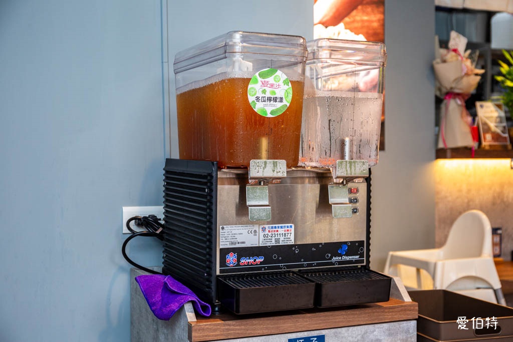 拉麵夫人中路店｜桃園拉麵推薦，湯頭濃郁不油膩，溫潤順口 @愛伯特