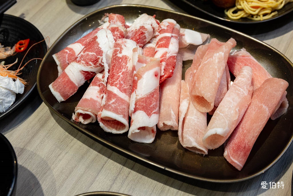 桃園羊肉爐吃到飽推薦|耀武羊威平鎮店,599元近百種自助食材 @愛伯特