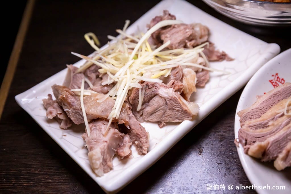 中壢客家麵店推薦｜老巷小館，80年老店的湯頭與鵝肉超有水準