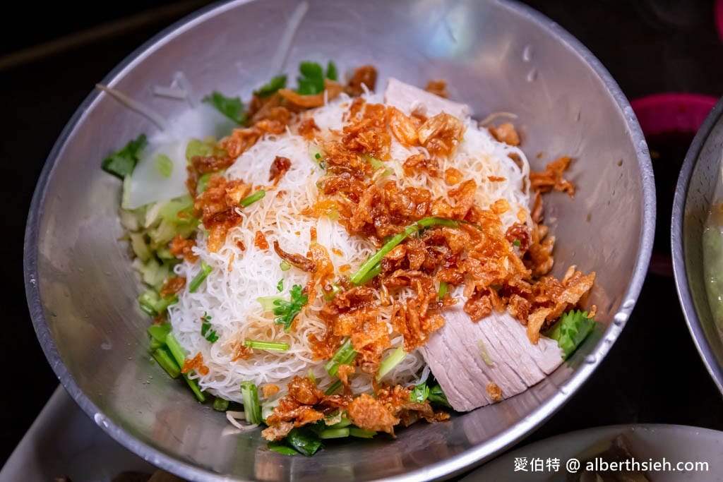 中壢客家麵店推薦｜老巷小館，80年老店的湯頭與鵝肉超有水準