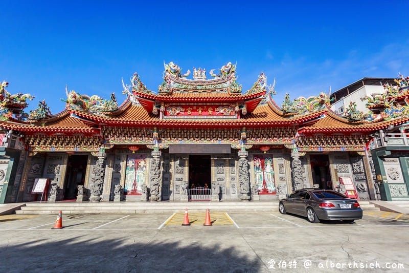 桃園關聖帝君廟｜中壢三教紫雲宮，供奉三恩主，曾接連擲出2立筊