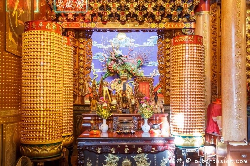 桃園關聖帝君廟｜中壢三教紫雲宮，供奉三恩主，曾接連擲出2立筊