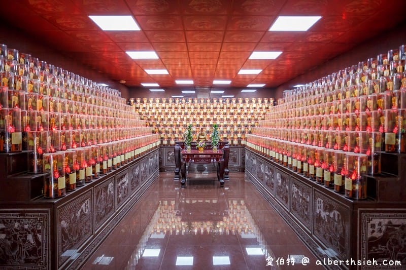 桃園關聖帝君廟｜中壢三教紫雲宮，供奉三恩主，曾接連擲出2立筊