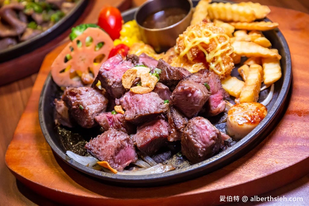 炙り庵steak牛排-龜山長庚店｜濕式熟成牛排軟嫩好吃