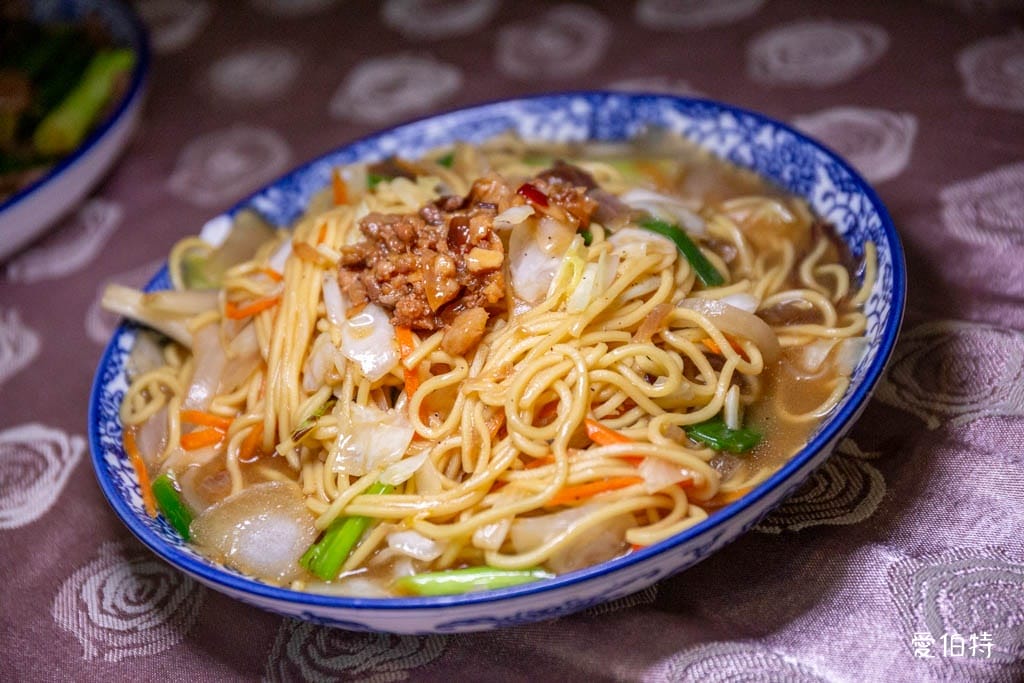 橋頭活魚餐廳評價｜桃園龍潭石門活魚推薦，土雞，炒麵好吃