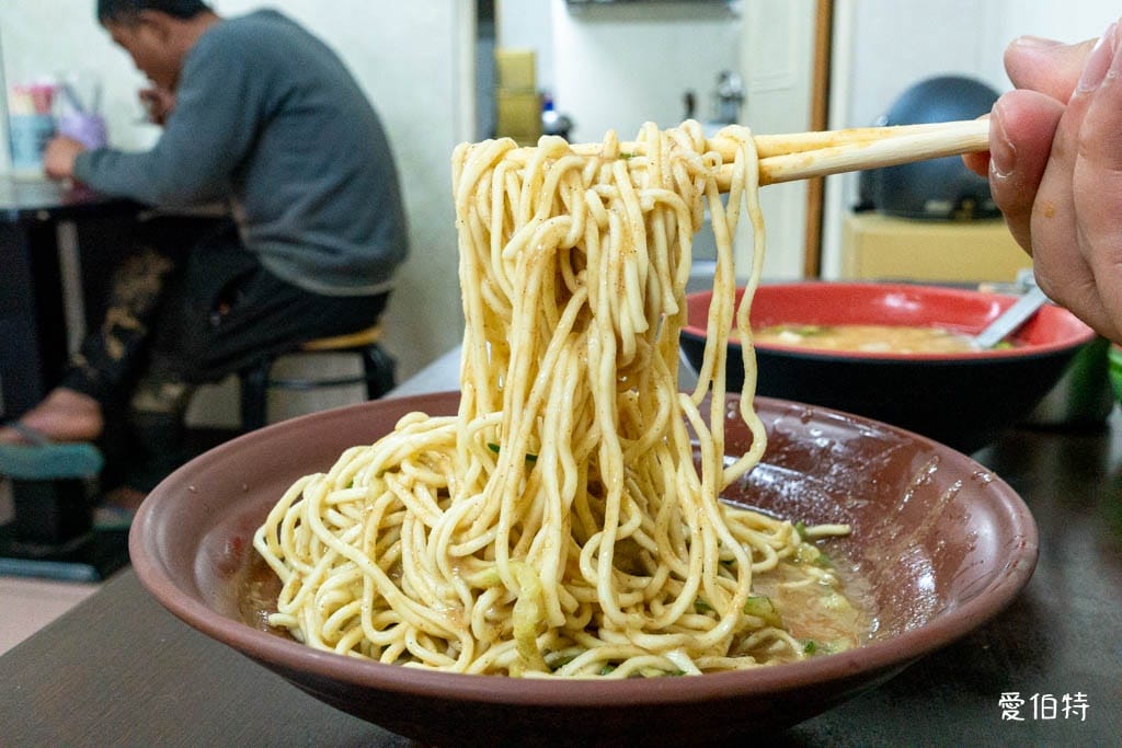 洪記涼麵｜桃園早午餐推薦，涼麵，味增湯，魯肉飯都好吃