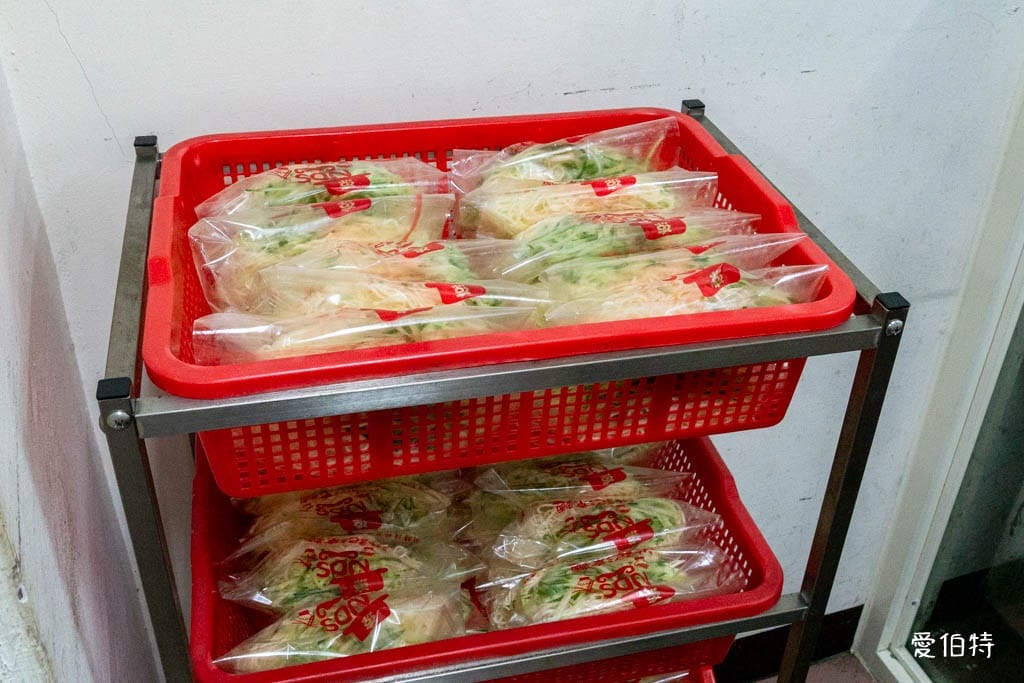 洪記涼麵｜桃園早午餐推薦，涼麵，味增湯，魯肉飯都好吃