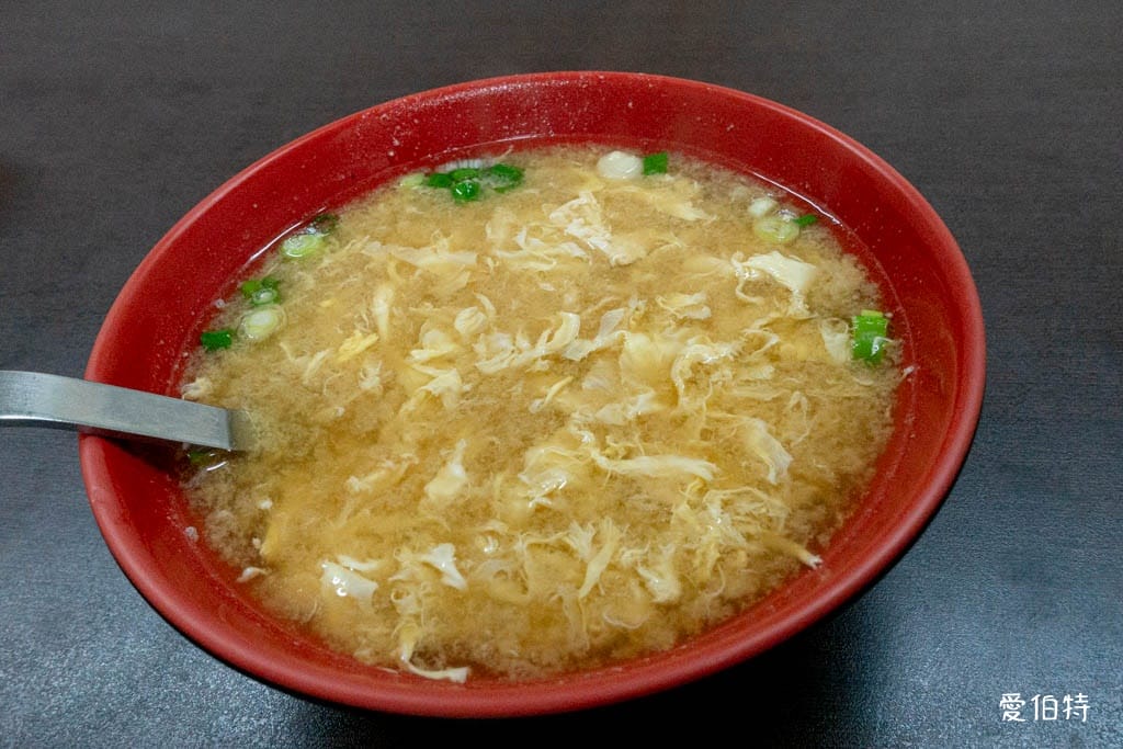 洪記涼麵｜桃園早午餐推薦，涼麵，味增湯，魯肉飯都好吃