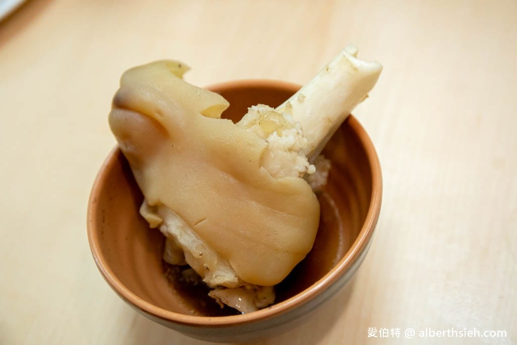 桃園後站正港現宰羊肉爐｜藥膳湯頭，腱子羊肉軟嫩好入口！