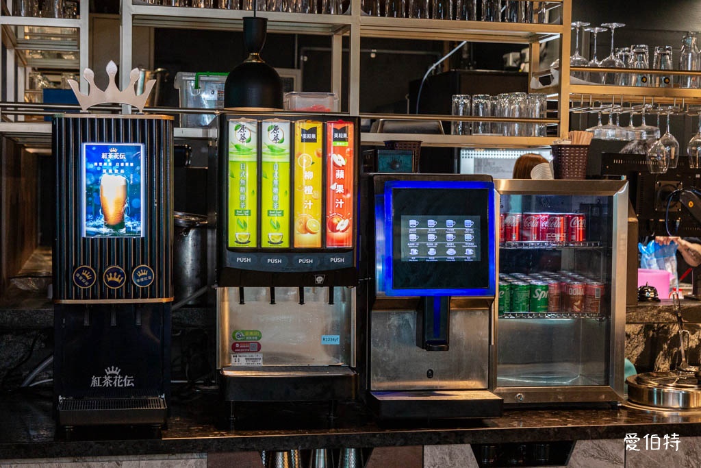 吃肉肉燒肉専門店中壢店｜桃園燒烤吃到飽推薦，手搖飲無限暢飲還能外帶 @愛伯特