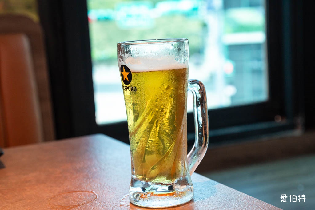 吃肉肉燒肉専門店中壢店｜桃園燒烤吃到飽推薦，手搖飲無限暢飲還能外帶 @愛伯特