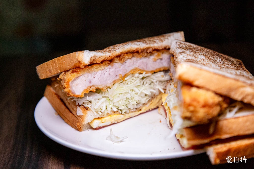 中壢早午餐推薦｜初樂板烤吐司，中原大學旁，餡料澎湃超滿足 @愛伯特
