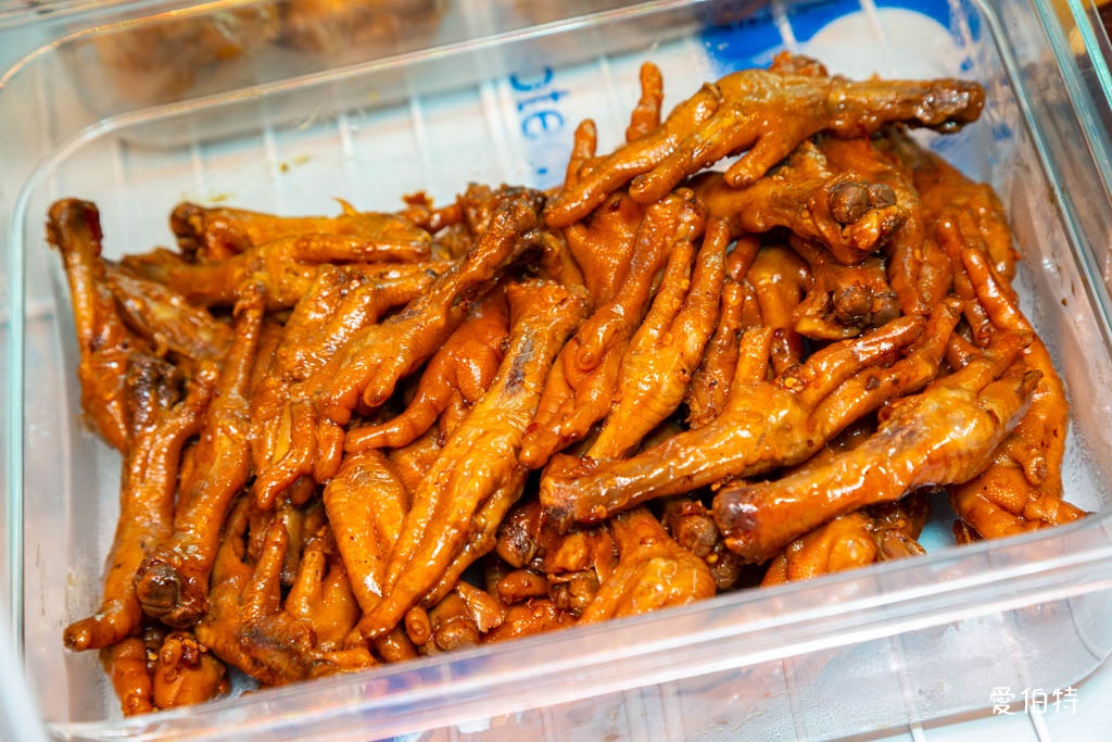 追蕾醬香黑鴨｜桃園藝文特區必吃滷味，中藥滷製，無醬油更清香 @愛伯特