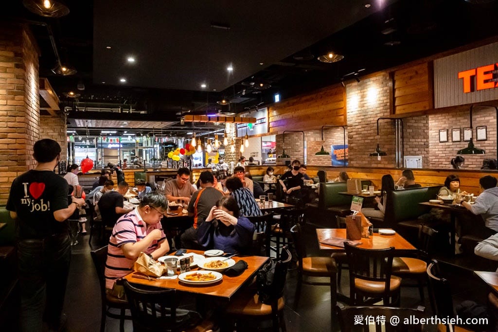 德州鮮切牛排新光店｜桃園青埔新光影城美式餐廳，手工麵包免費續