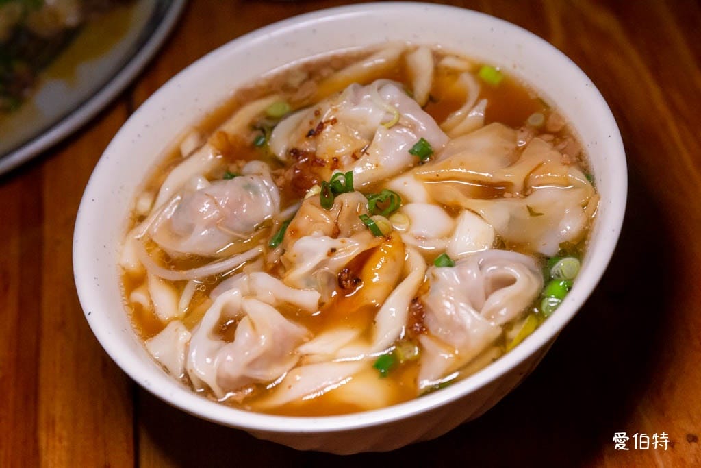 阿時麵店｜忠貞市場隱藏版美食，貿東路45年老牌餛飩麵必吃