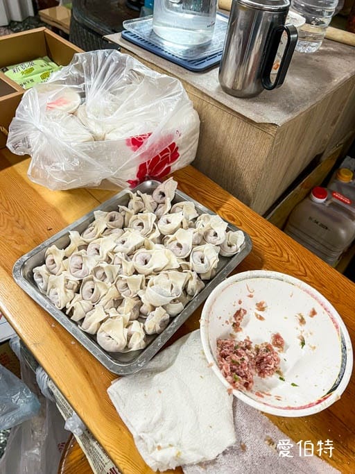 阿時麵店｜忠貞市場隱藏版美食，貿東路45年老牌餛飩麵必吃
