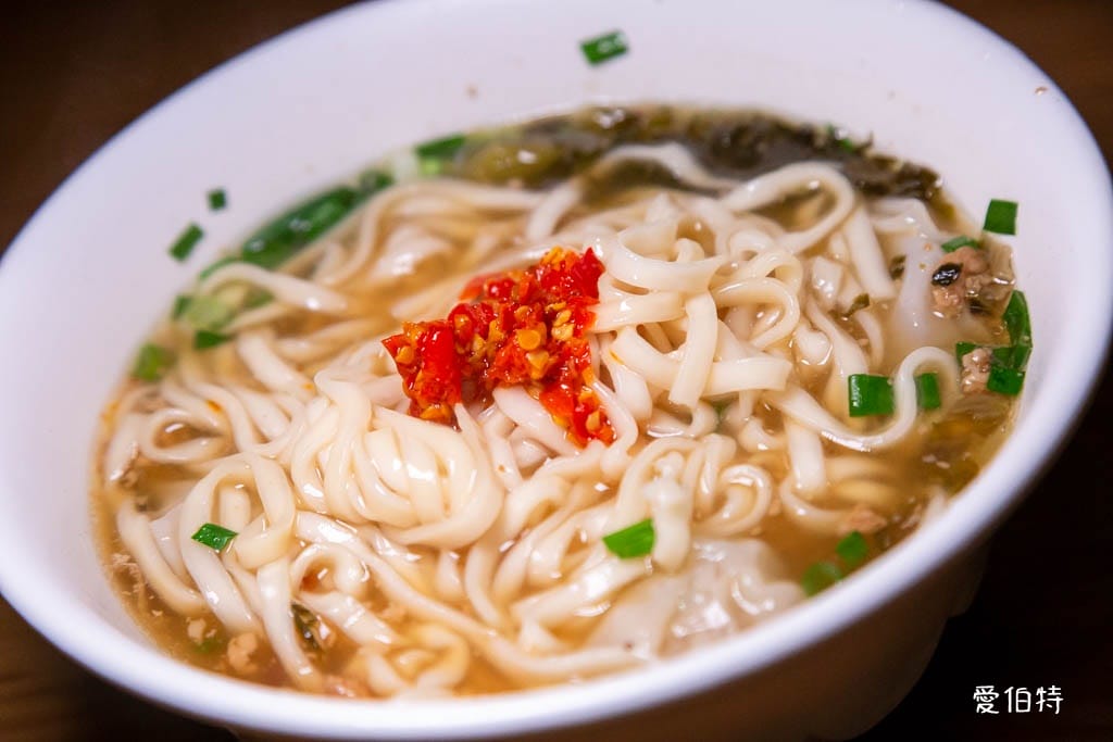 阿時麵店｜忠貞市場隱藏版美食，貿東路45年老牌餛飩麵必吃