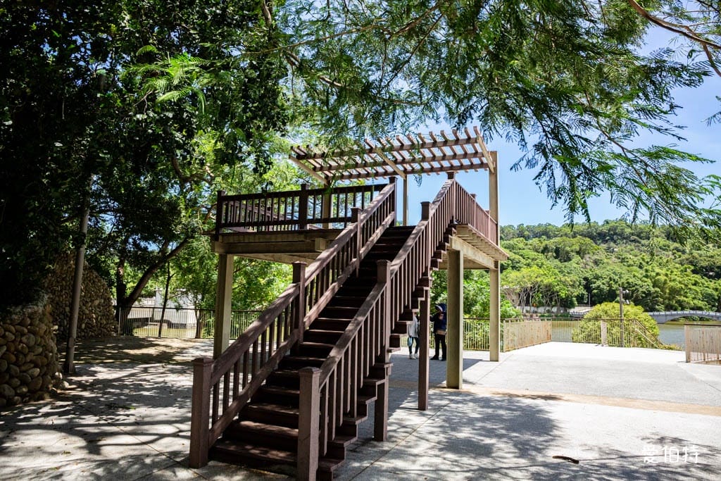 新竹青草湖環湖步道｜觀景平台，交通停車，周邊景點美食推薦