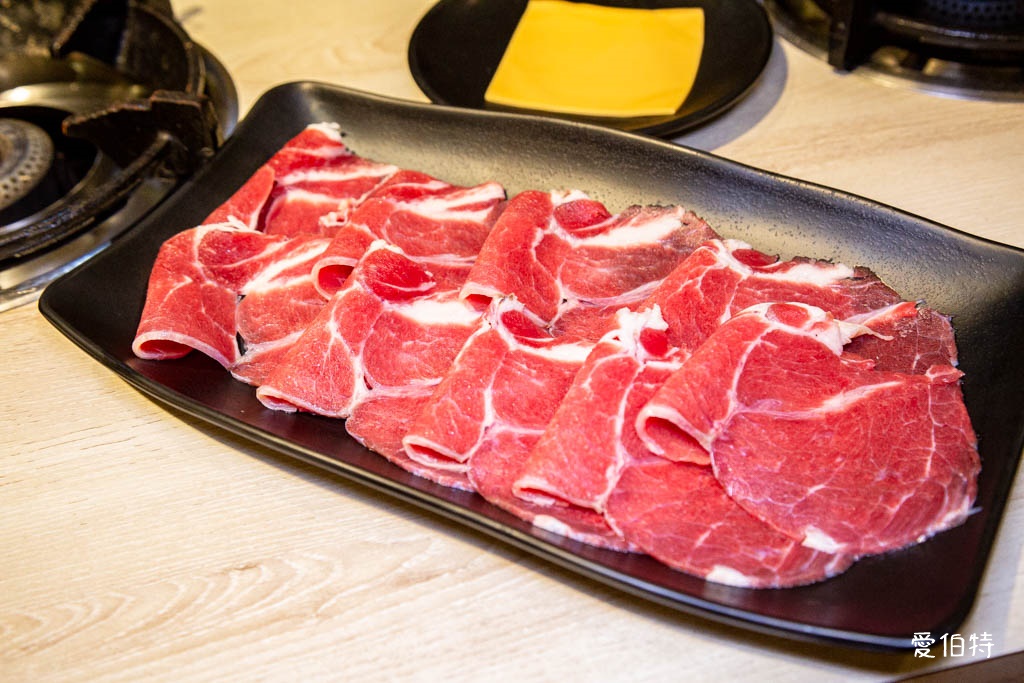 饗樂樂獨享鍋中原店|中壢火鍋推薦,198起蔬食自助吧泡麵超豐富 @愛伯特