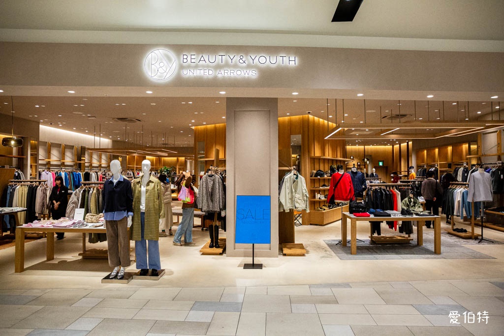 LaLaport福岡購物攻略｜日本最大鋼彈，220間藥妝美食 @愛伯特