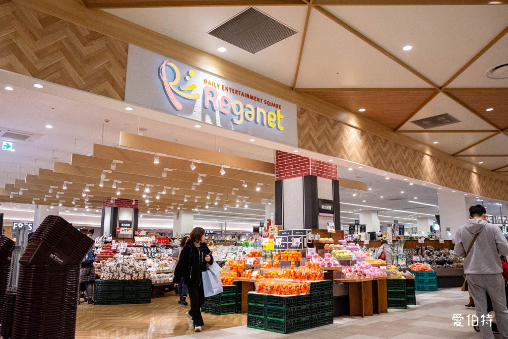 LaLaport福岡購物攻略｜日本最大鋼彈，220間藥妝美食 @愛伯特