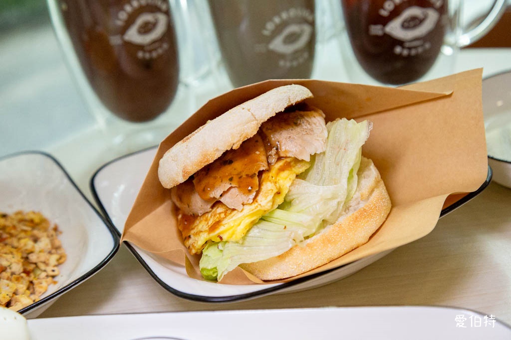 落兒逅叻谷｜中壢SOGO早午餐推薦，豆皮蛋餅必吃，飲控者 @愛伯特