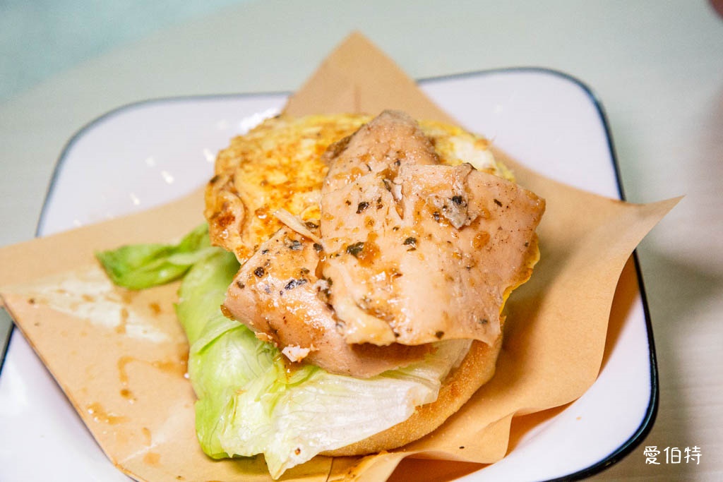 落兒逅叻谷｜中壢SOGO早午餐推薦，豆皮蛋餅必吃，飲控者 @愛伯特