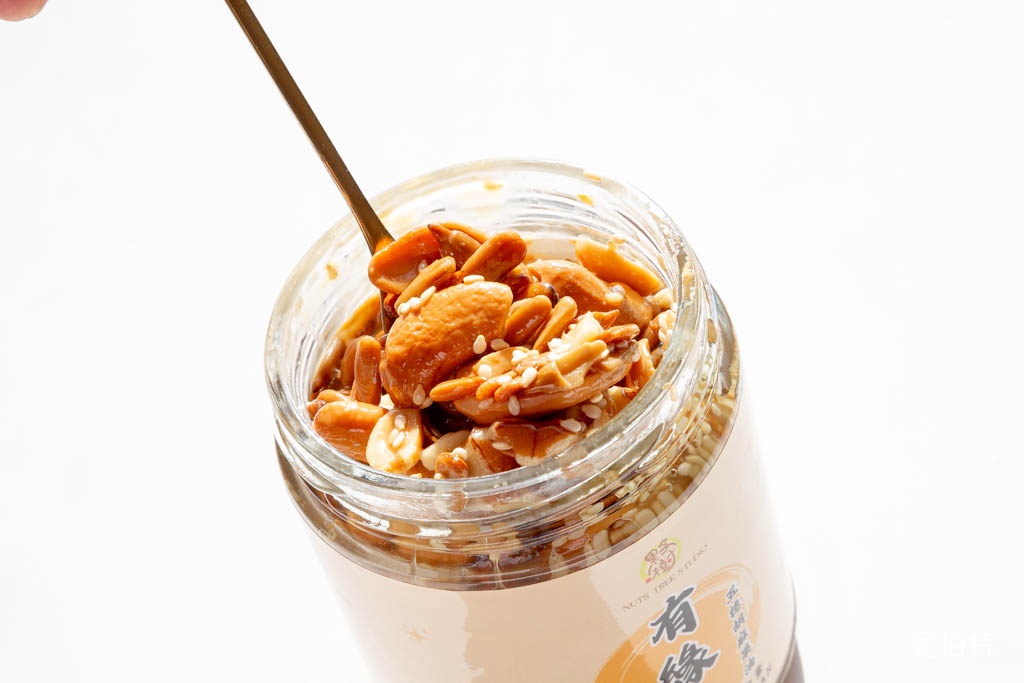 堅果辣椒醬推薦｜果子樹堅果拌醬七款口味一次看，拌麵拌飯都適合 @愛伯特