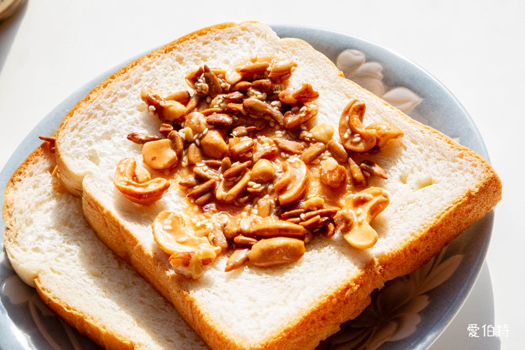 堅果辣椒醬推薦｜果子樹堅果拌醬七款口味一次看，拌麵拌飯都適合 @愛伯特