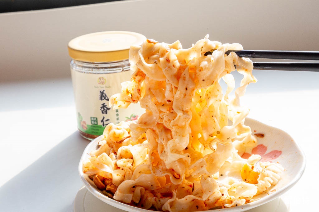 堅果辣椒醬推薦｜果子樹堅果拌醬七款口味一次看，拌麵拌飯都適合 @愛伯特