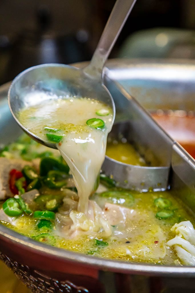 青花驕麻辣鍋桃園同德店|藝文特區菜單,牛三拼以及鮮蝦滑必點 - 第27張圖 青花驕麻辣鍋桃園同德店|藝文特區菜單,牛三拼以及鮮蝦滑必點