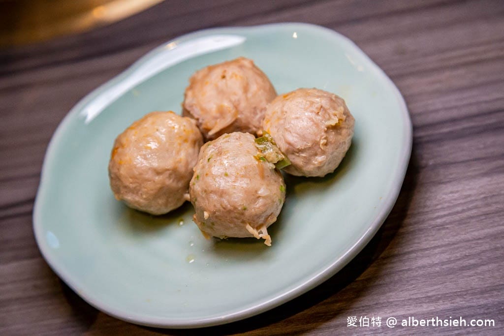青花驕麻辣鍋桃園同德店|藝文特區菜單,牛三拼以及鮮蝦滑必點 - 第36張圖 青花驕麻辣鍋桃園同德店|藝文特區菜單,牛三拼以及鮮蝦滑必點