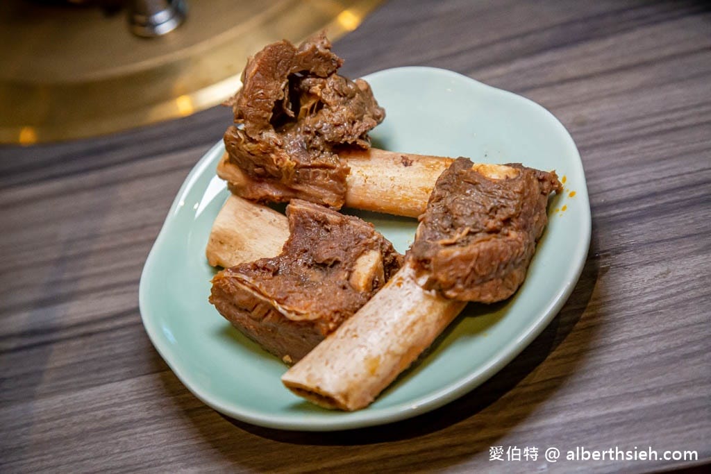 青花驕麻辣鍋桃園同德店|藝文特區菜單,牛三拼以及鮮蝦滑必點 - 第33張圖 青花驕麻辣鍋桃園同德店|藝文特區菜單,牛三拼以及鮮蝦滑必點
