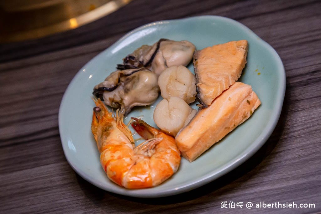 青花驕麻辣鍋桃園同德店|藝文特區菜單,牛三拼以及鮮蝦滑必點 - 第55張圖 青花驕麻辣鍋桃園同德店|藝文特區菜單,牛三拼以及鮮蝦滑必點