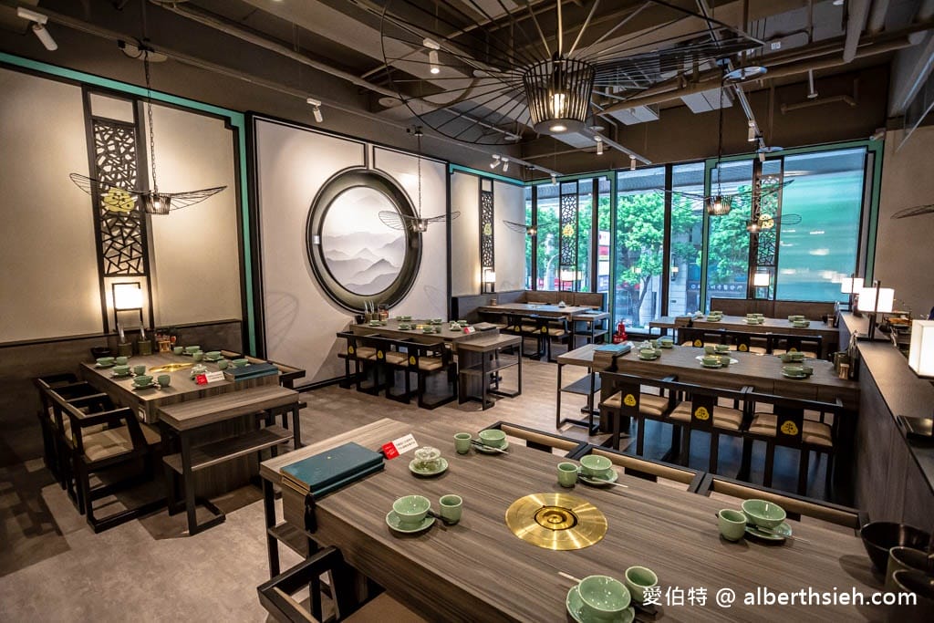 青花驕麻辣鍋桃園同德店|藝文特區菜單,牛三拼以及鮮蝦滑必點 - 第16張圖 青花驕麻辣鍋桃園同德店|藝文特區菜單,牛三拼以及鮮蝦滑必點