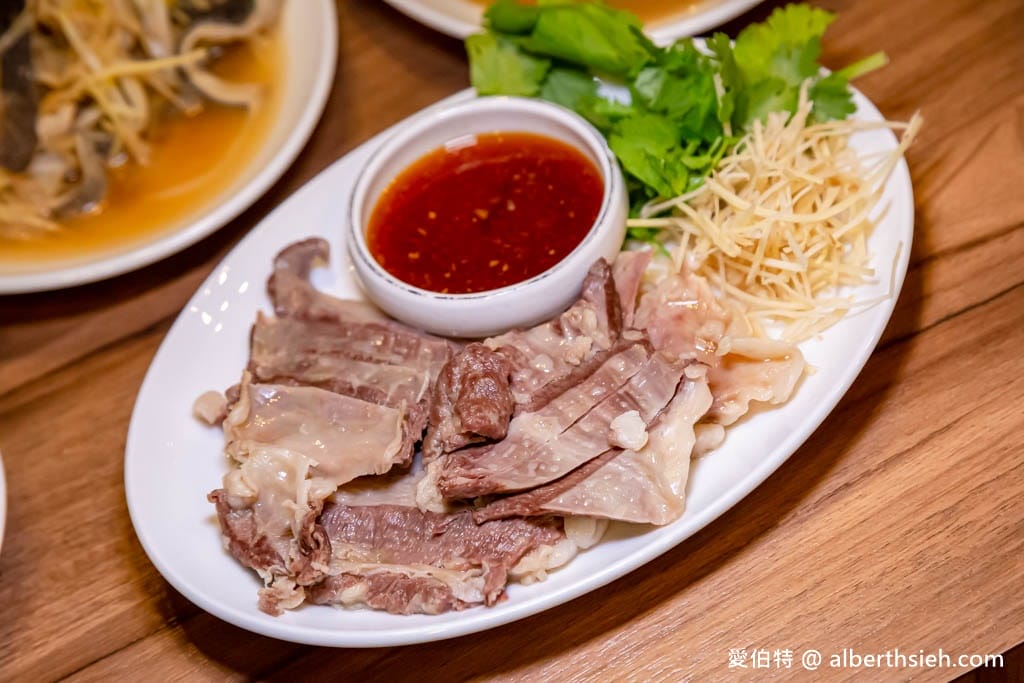 桃園羊肉爐推薦｜總裁家溫體鮮羊肉料理，清燉湯頭溫潤鮮甜