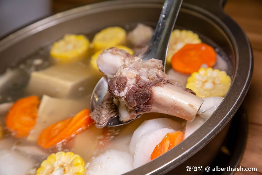 桃園羊肉爐推薦｜總裁家溫體鮮羊肉料理，清燉湯頭溫潤鮮甜