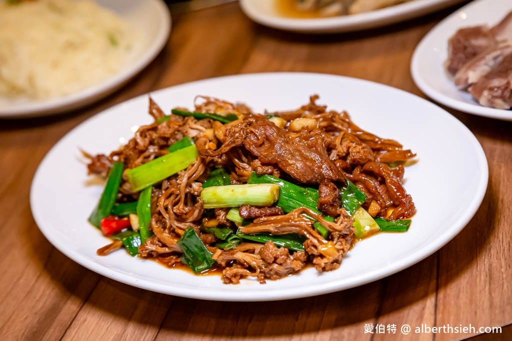 桃園羊肉爐推薦｜總裁家溫體鮮羊肉料理，清燉湯頭溫潤鮮甜