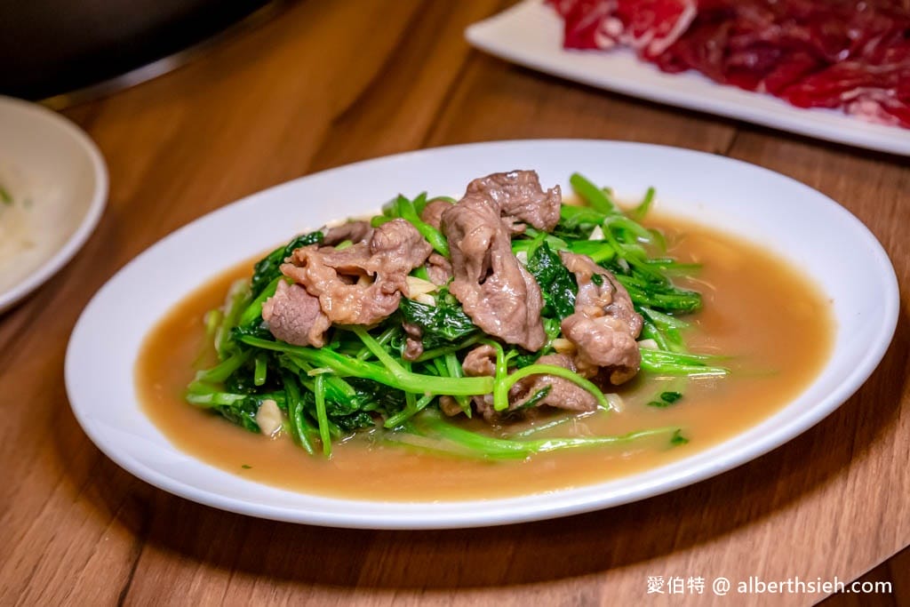 桃園羊肉爐推薦｜總裁家溫體鮮羊肉料理，清燉湯頭溫潤鮮甜