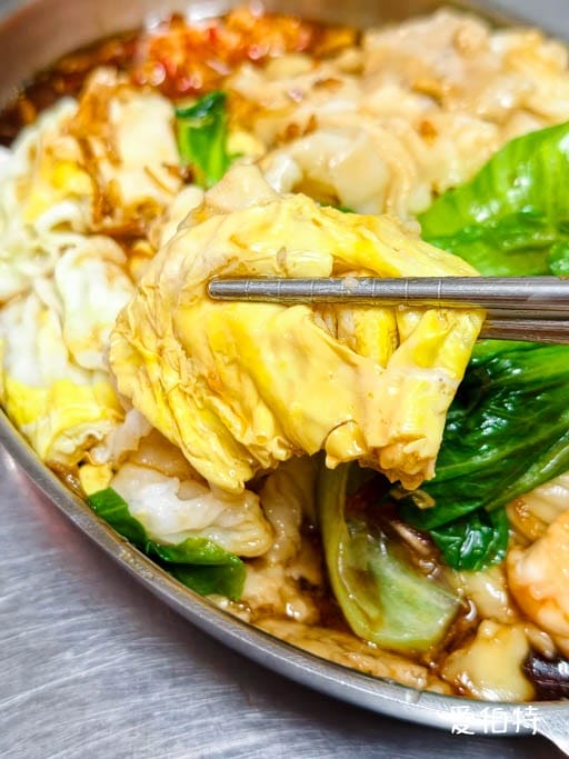 桃園南門市場美食｜南門第一家廣東腸粉，銅板價現蒸腸粉，一份就很飽