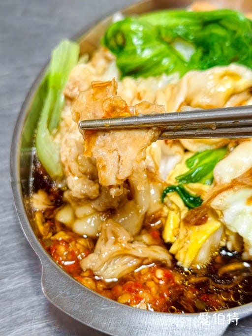 桃園南門市場美食｜南門第一家廣東腸粉，銅板價現蒸腸粉，一份就很飽