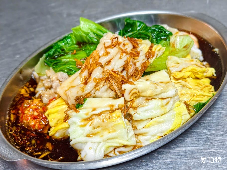 桃園南門市場美食｜南門第一家廣東腸粉，銅板價現蒸腸粉，一份就很飽