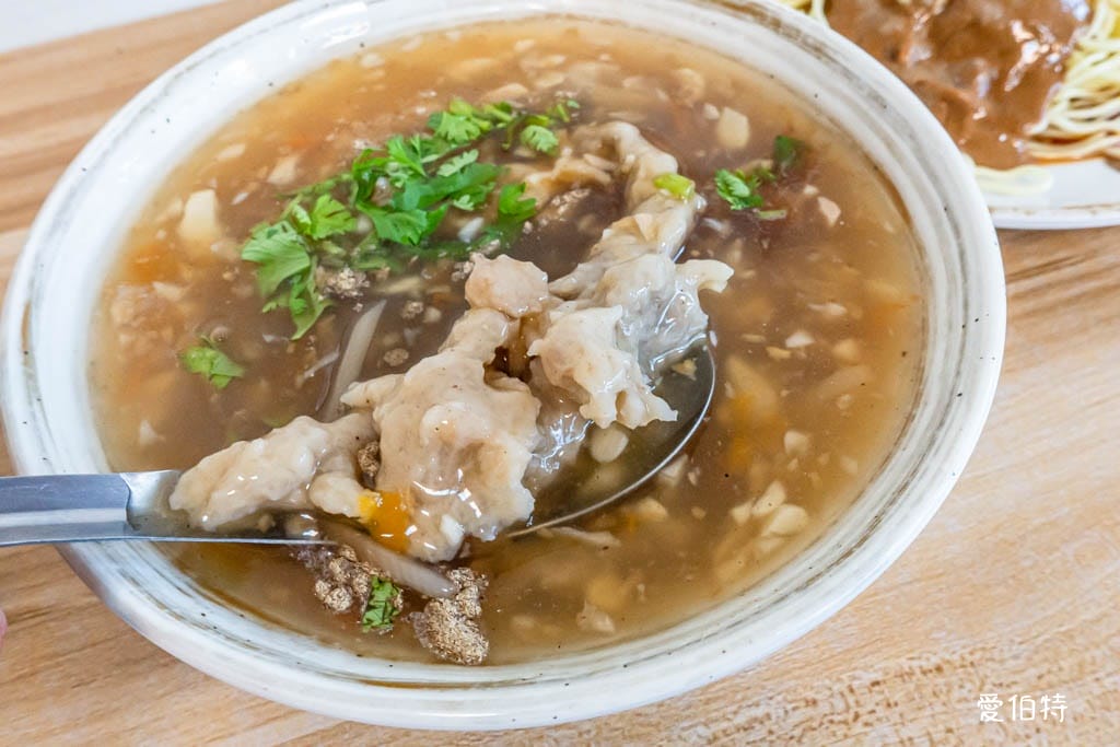 桃園陳記涼麵蒜味肉羹｜建新公園早午餐，蒜味真的很狂