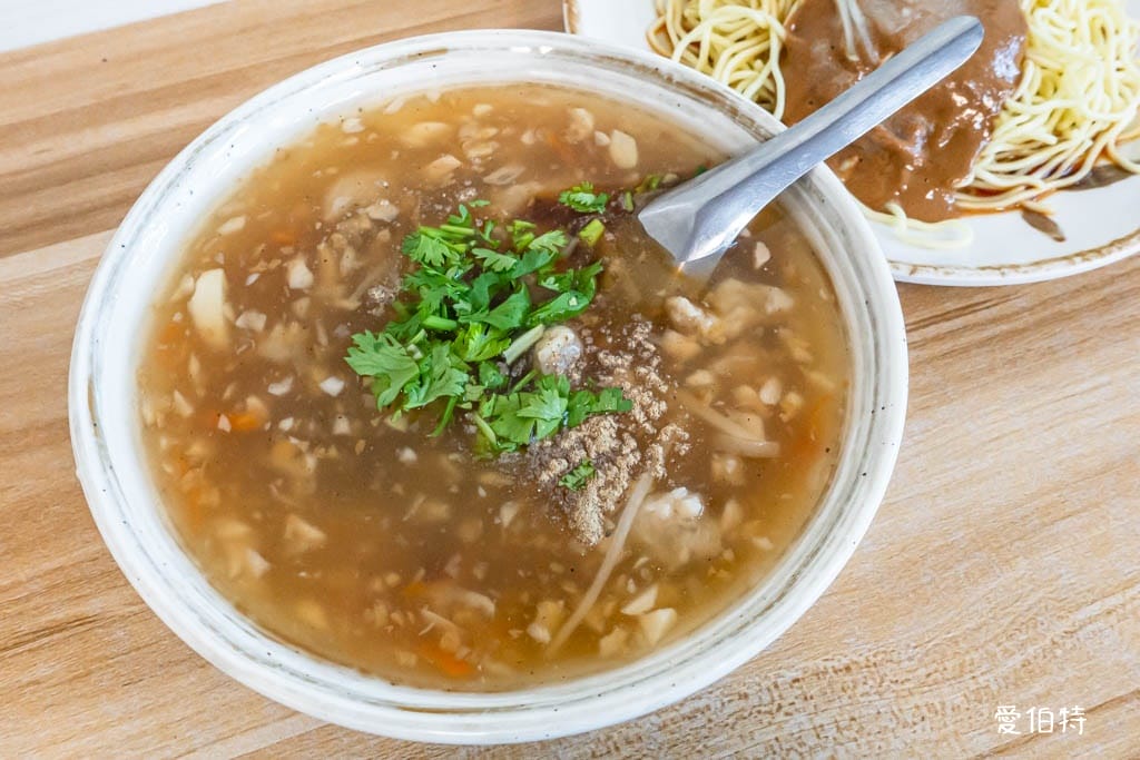 桃園陳記涼麵蒜味肉羹｜建新公園早午餐，蒜味真的很狂