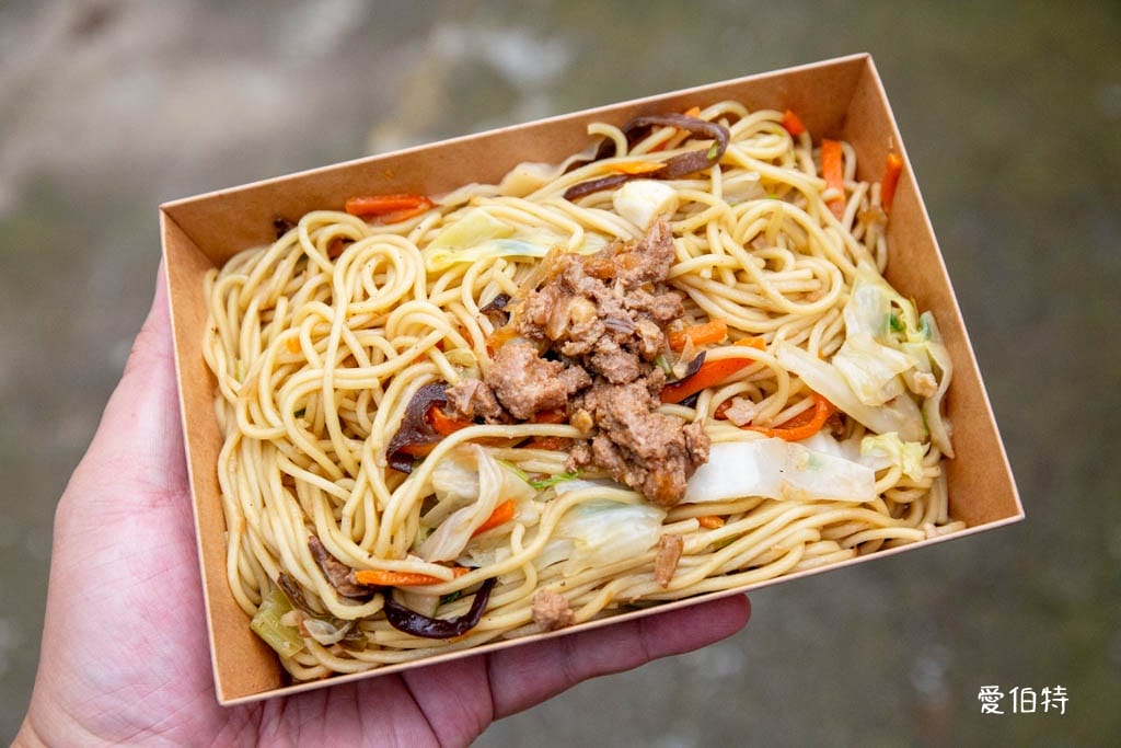 中壢龍岡龍來餐車市集，天天不同鹹甜餐車任你挑，不用再煩惱吃什麼