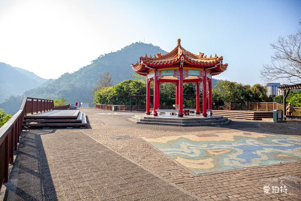 2026石門水庫楓葉紅了嗎？楓林步道壩頂，周邊景點一日遊